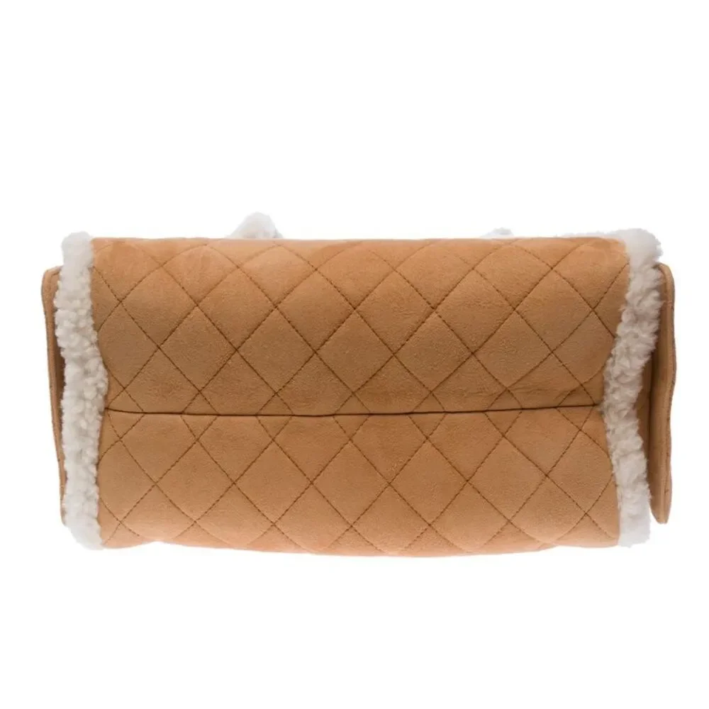 CHANEL Shoulder Bag